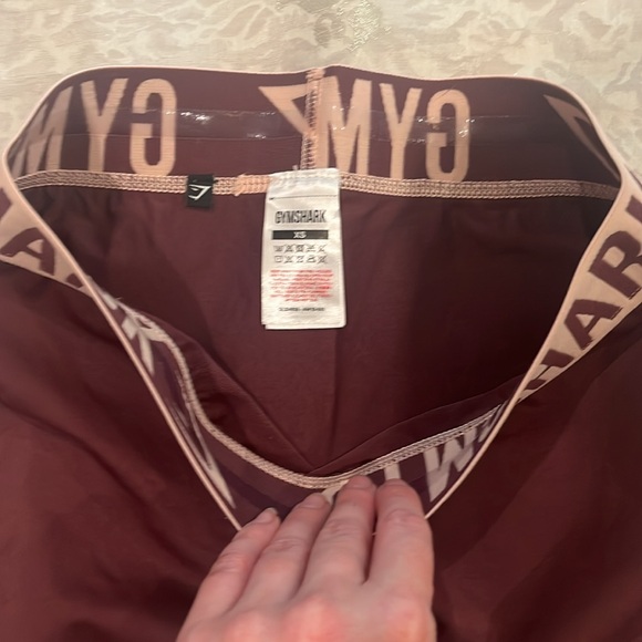 Gymshark Mini biker shorts - Picture 2 of 2